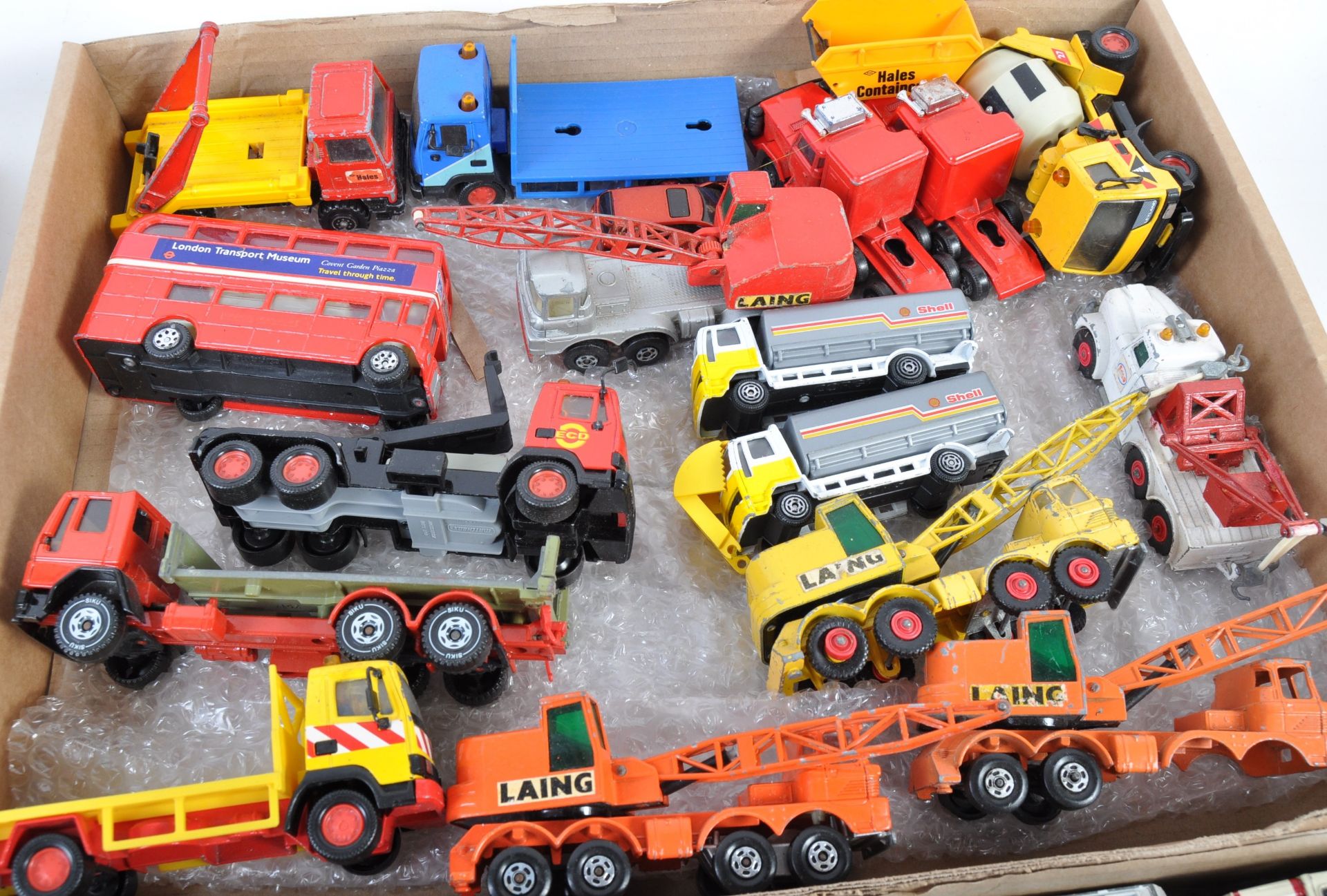 COLLECTION OF ASSORTED DEICAST MODEL VEHICLES - Image 2 of 5