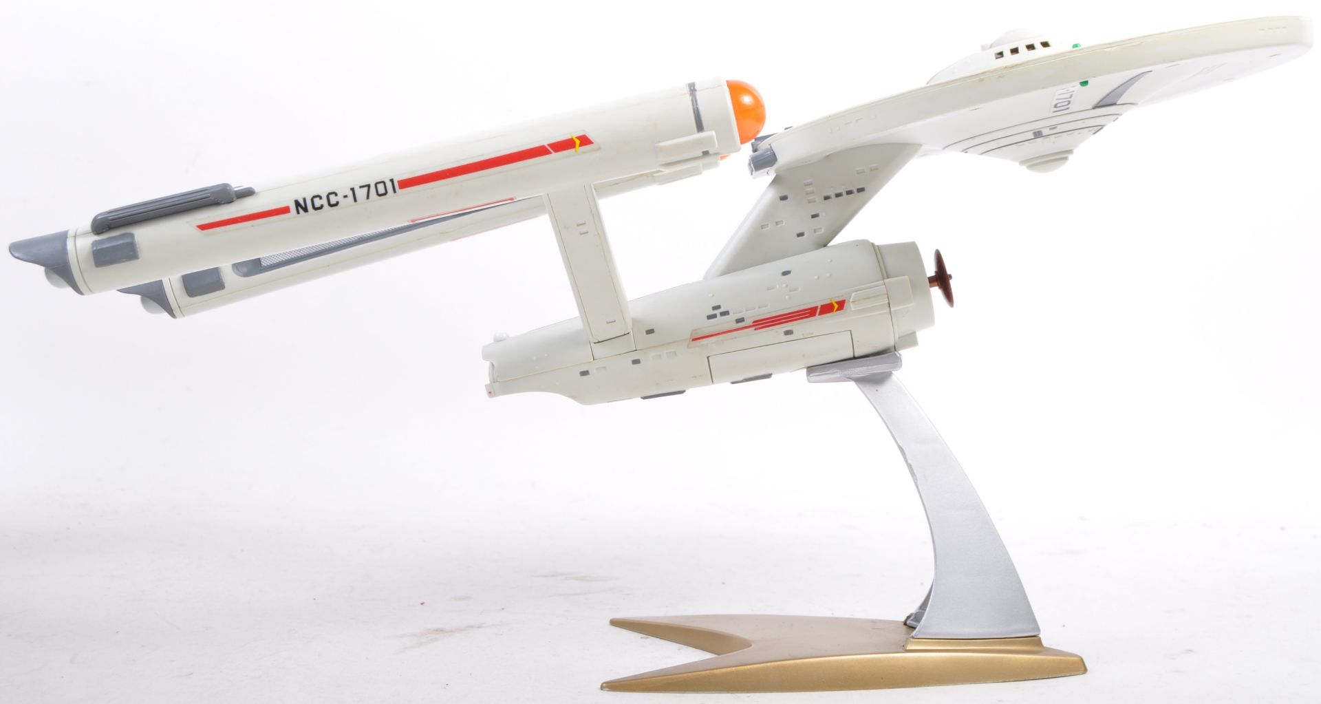 PLAYMATES STAR TREK USS ENTERPRISE CLASSIC SPACE SHIP - Image 4 of 5