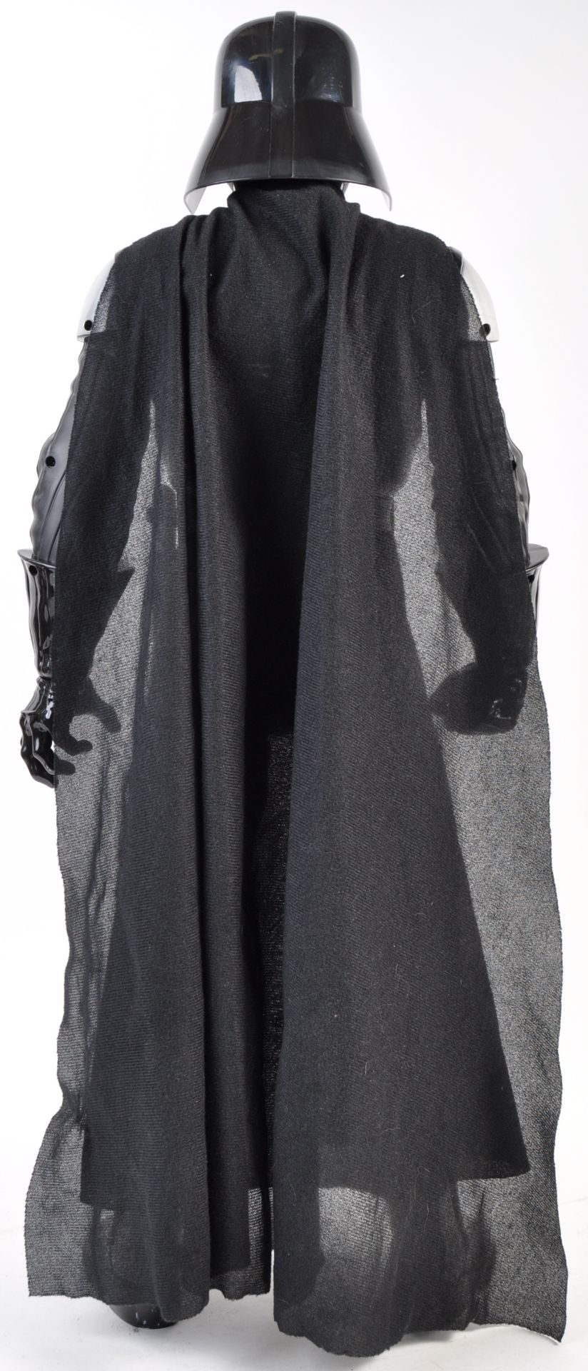 IMPRESSIVE STAR WARS DARTH VADER HALF SCALE DISPLAY FIGURE - Image 4 of 5