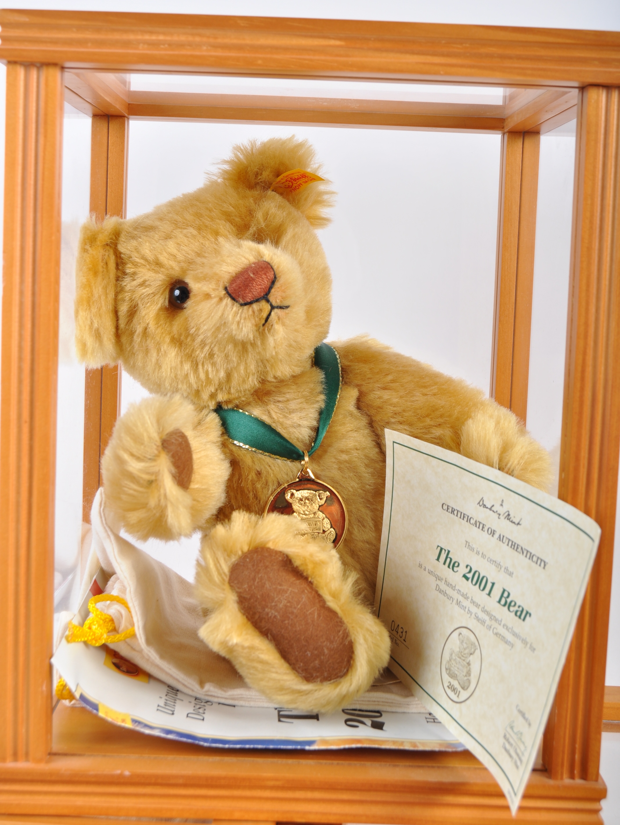 COLLECTION OF X3 STEIFF DANBURY MINT TEDDY BEARS - Image 2 of 4