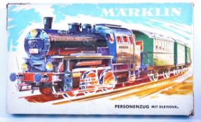 ORIGINAL VINTAGE MARKLIN H0 GAUGE 3100 PASSENGER TRAIN SET