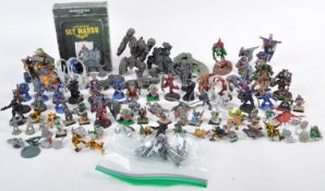 LARGE COLLECTION OF WARHAMMER 40K & FANTASY FIGURES