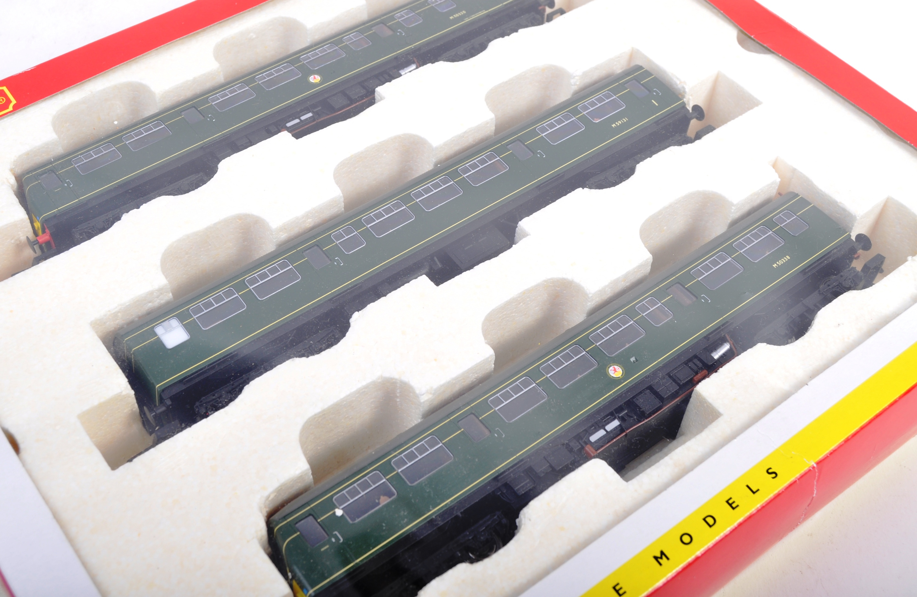 HORNBY 00 GAUGE MODEL RAILWAY TRAIN SET PACK - Image 3 of 4