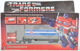 VINTAGE HASBRO TRANSFORMERS AUTOBOT OPTIMUS PRIME G1 BOXED