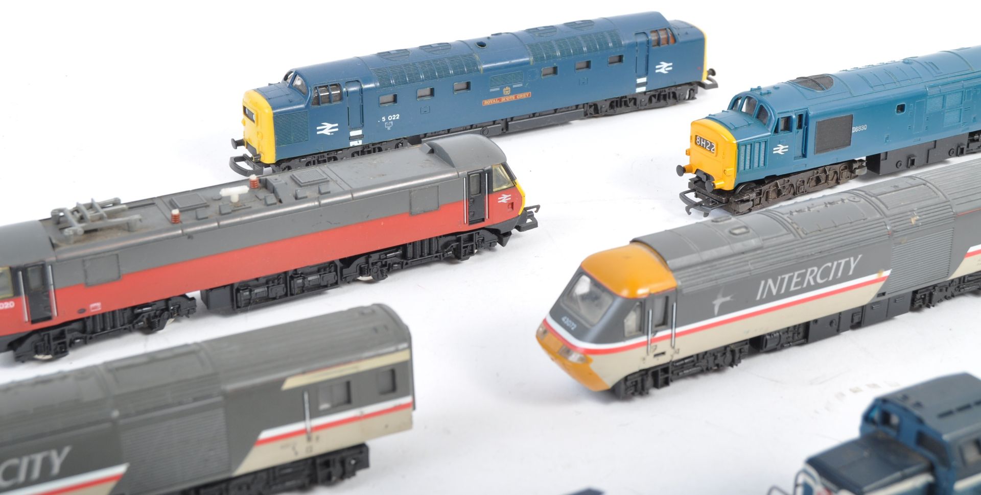 COLLECTION OF ASSORETD 00 GAUGE DIESEL LOCOMOTIVE ENGINES - Image 4 of 5