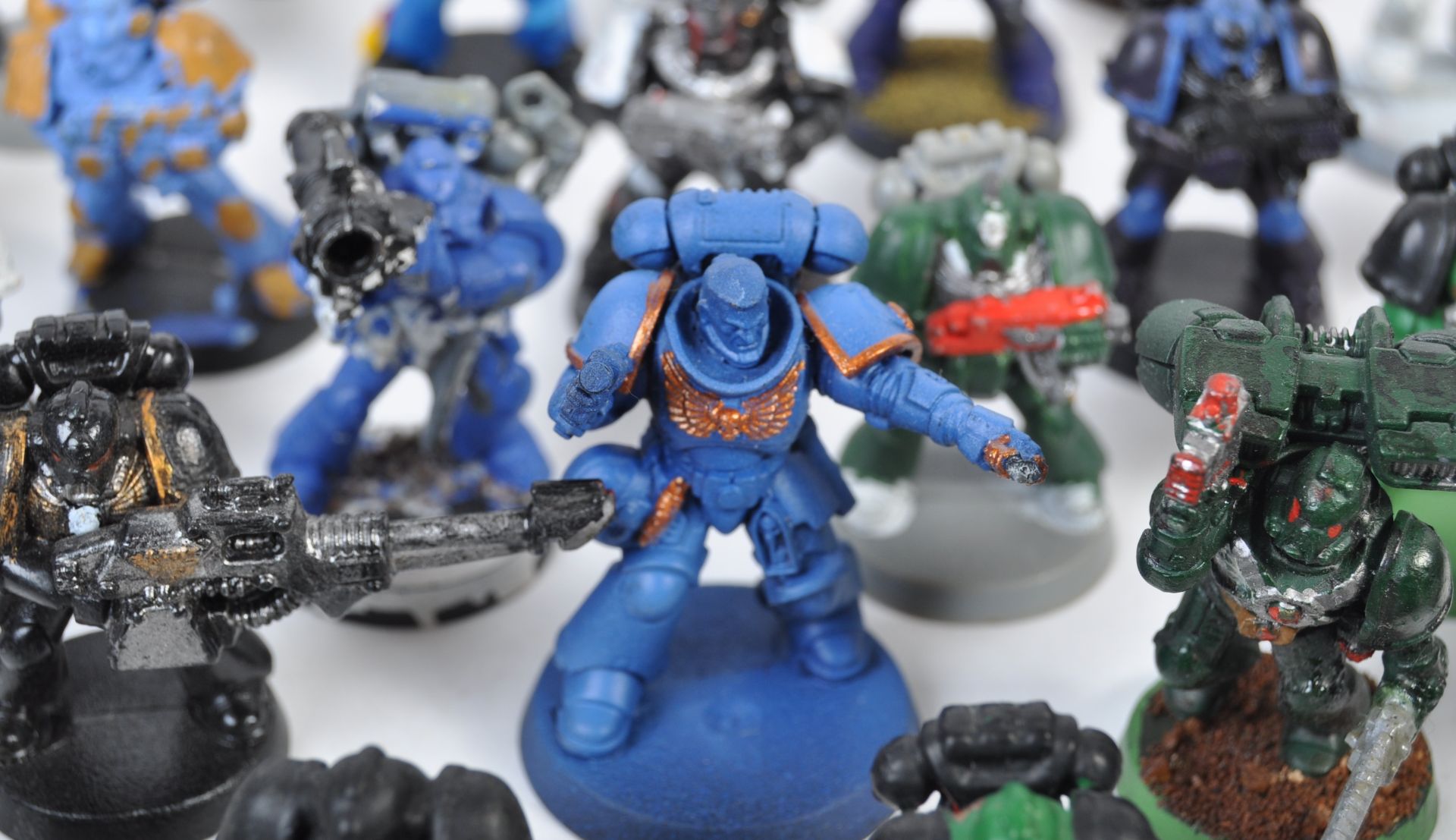 LARGE COLLECTION OF WARHAMMER 40K SPACE MARINES - Image 4 of 7