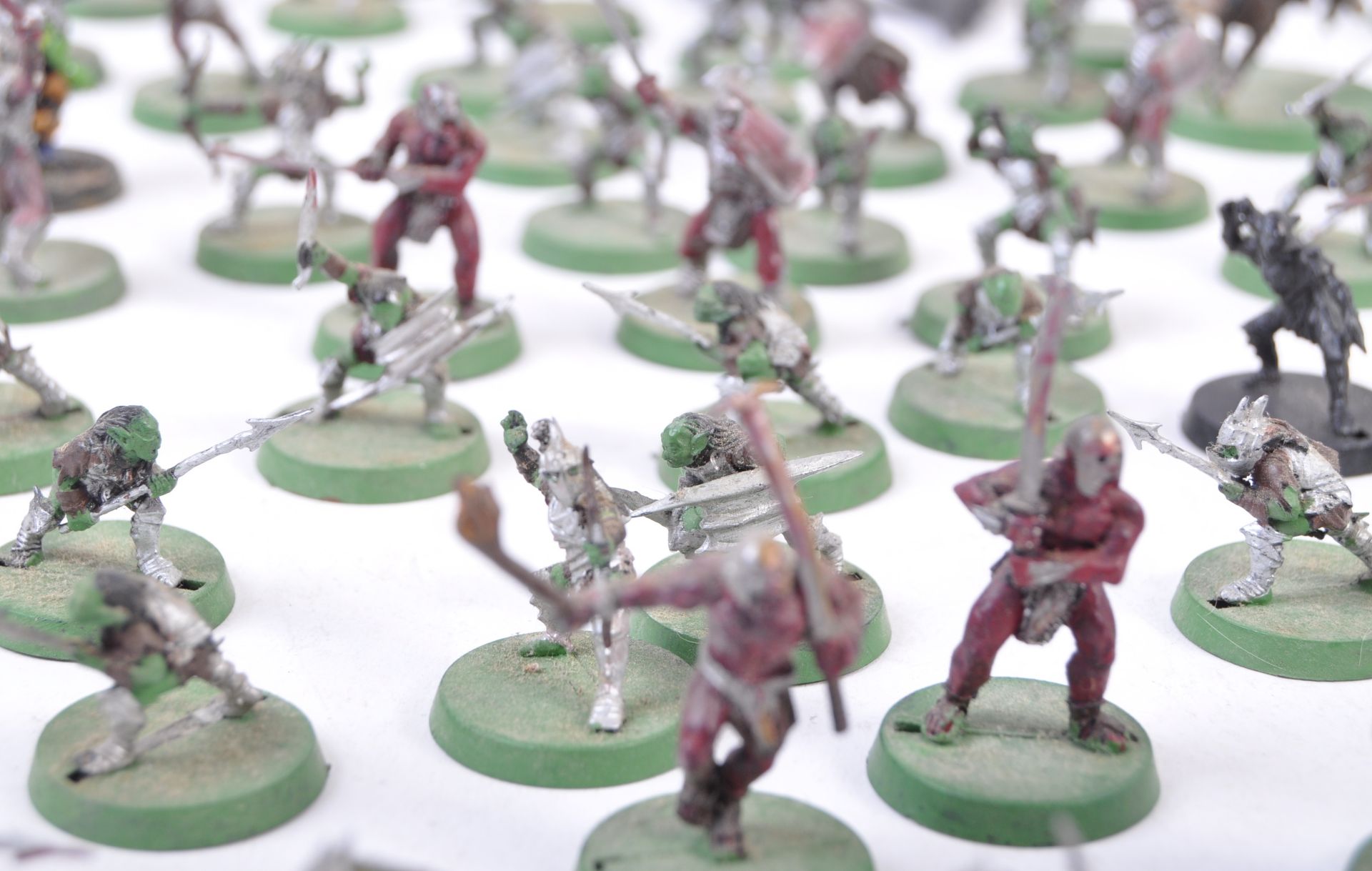 WARHAMMER COLLECTION OF LOTR WARGAMING FIGURES - Image 6 of 8