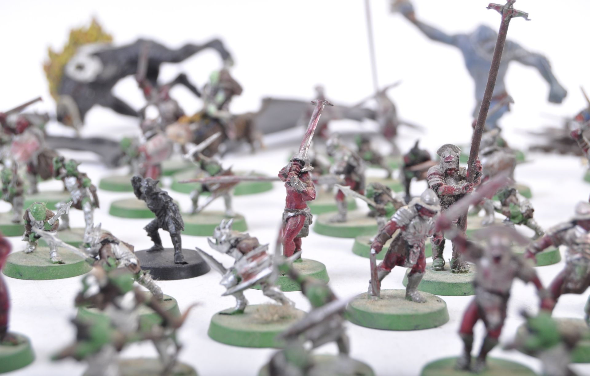 WARHAMMER COLLECTION OF LOTR WARGAMING FIGURES - Image 7 of 8