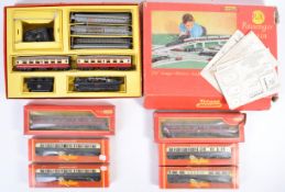 COLLECTION OF HORNBY / TRIANG MADE 00 GAUGE TRAINS