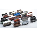 COLLECTION OF ASSORTED HORNBY 00 GAUGE ROLLING STOCK WAGONS