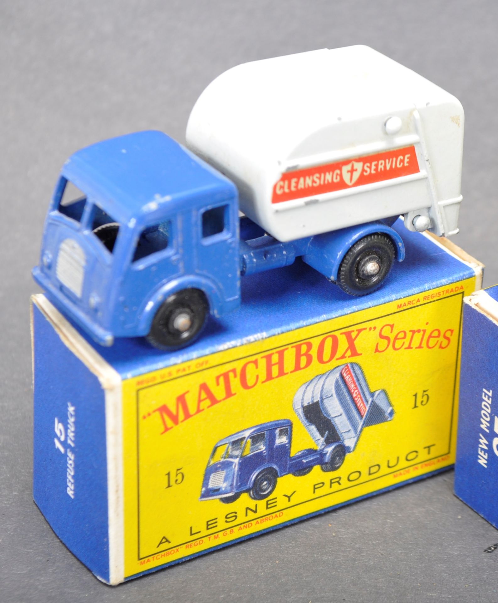 COLLECTION OF VINTAGE LESNEY MATCHBOX DIECAST - Bild 2 aus 5