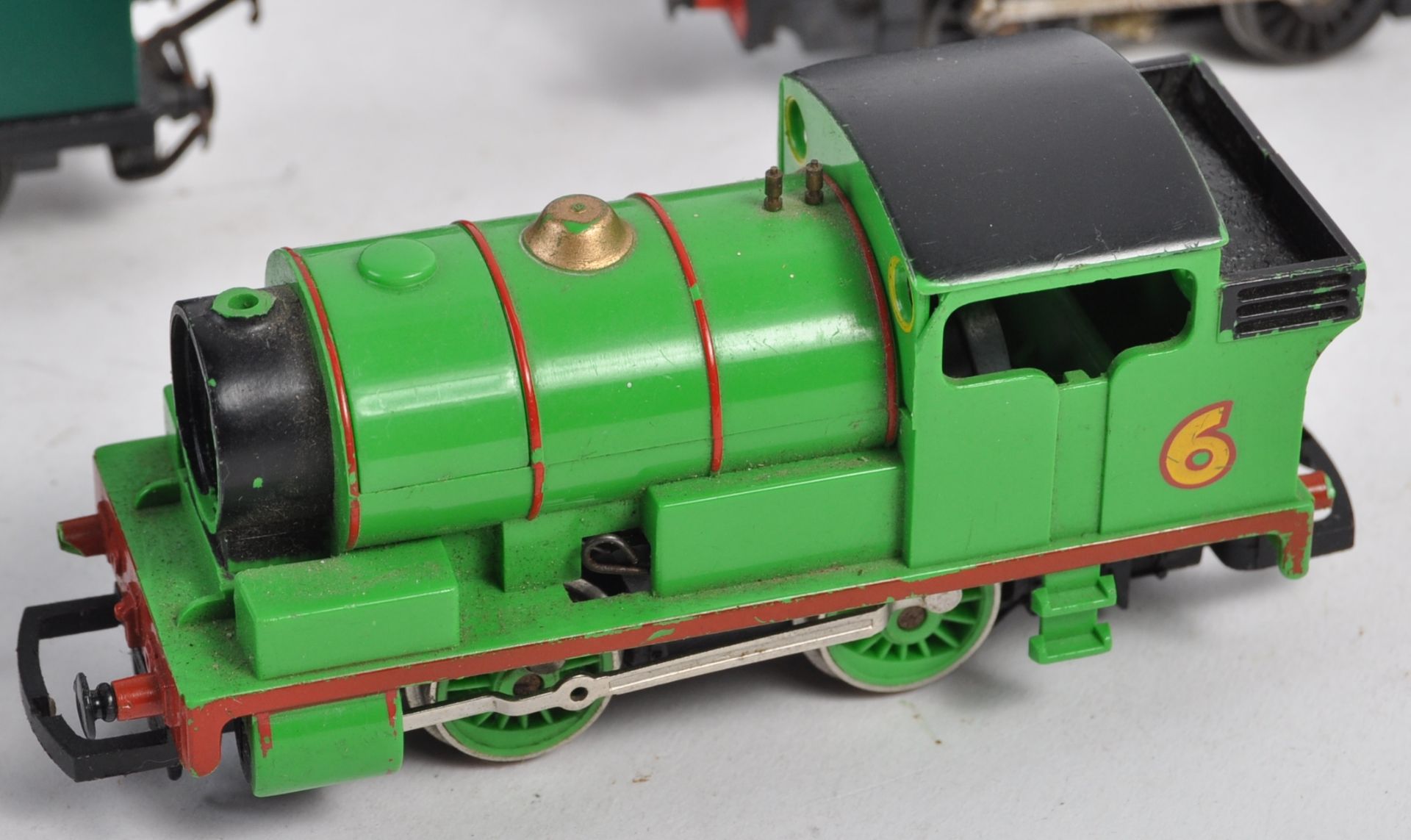 COLLECTION OF ASSORTED 00 GAUGE TANK ENGINES - Image 4 of 6