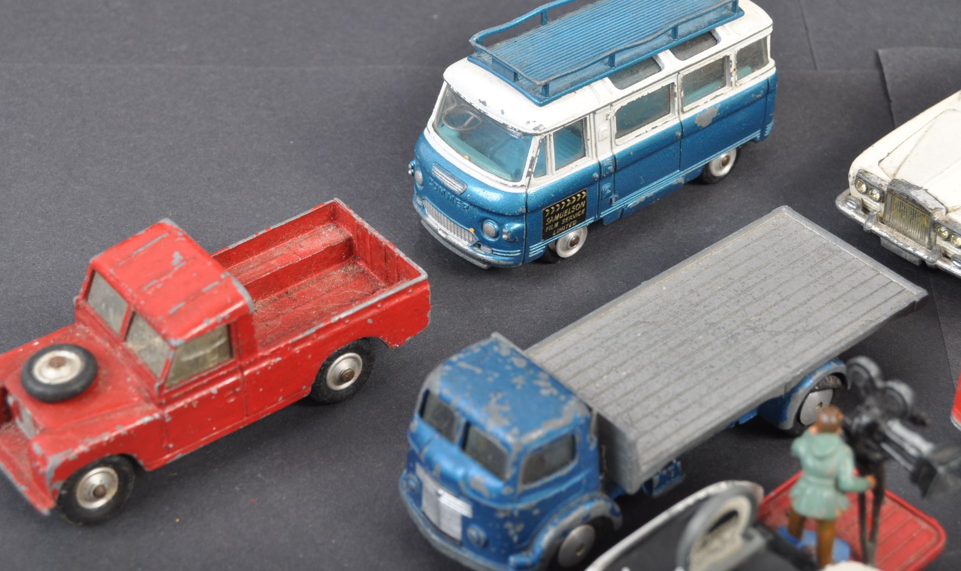 COLLECTION OF ORIGINAL CORGI TOYS DIECAST MODEL VEHICLES - Image 3 of 4