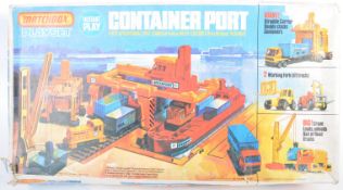 ORIGINAL VINTAGE MATCHBOX CONTAINER PORT PLAYSET