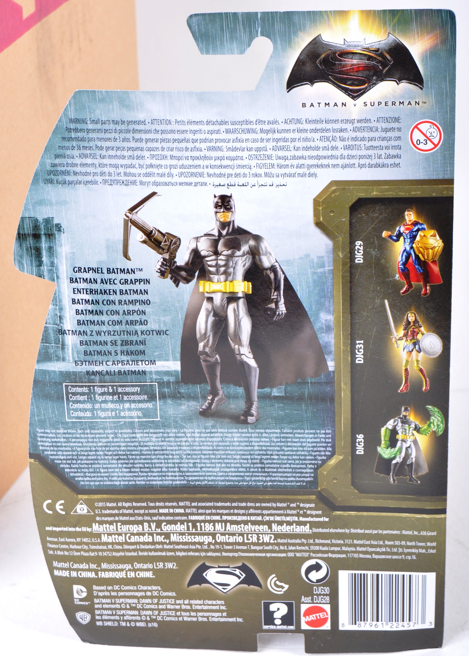 BATMAN V SUPERMAN BATMAN ACTION FIGURE MATTEL TRADE BOX - Image 3 of 4