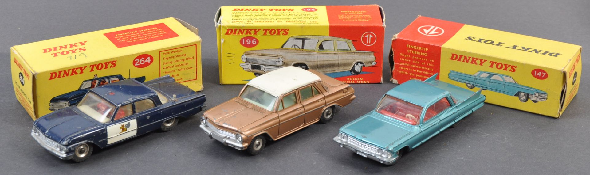 COLLECTION OF VINTAGE DINKY TOYS BOXED DIECAST MODELS