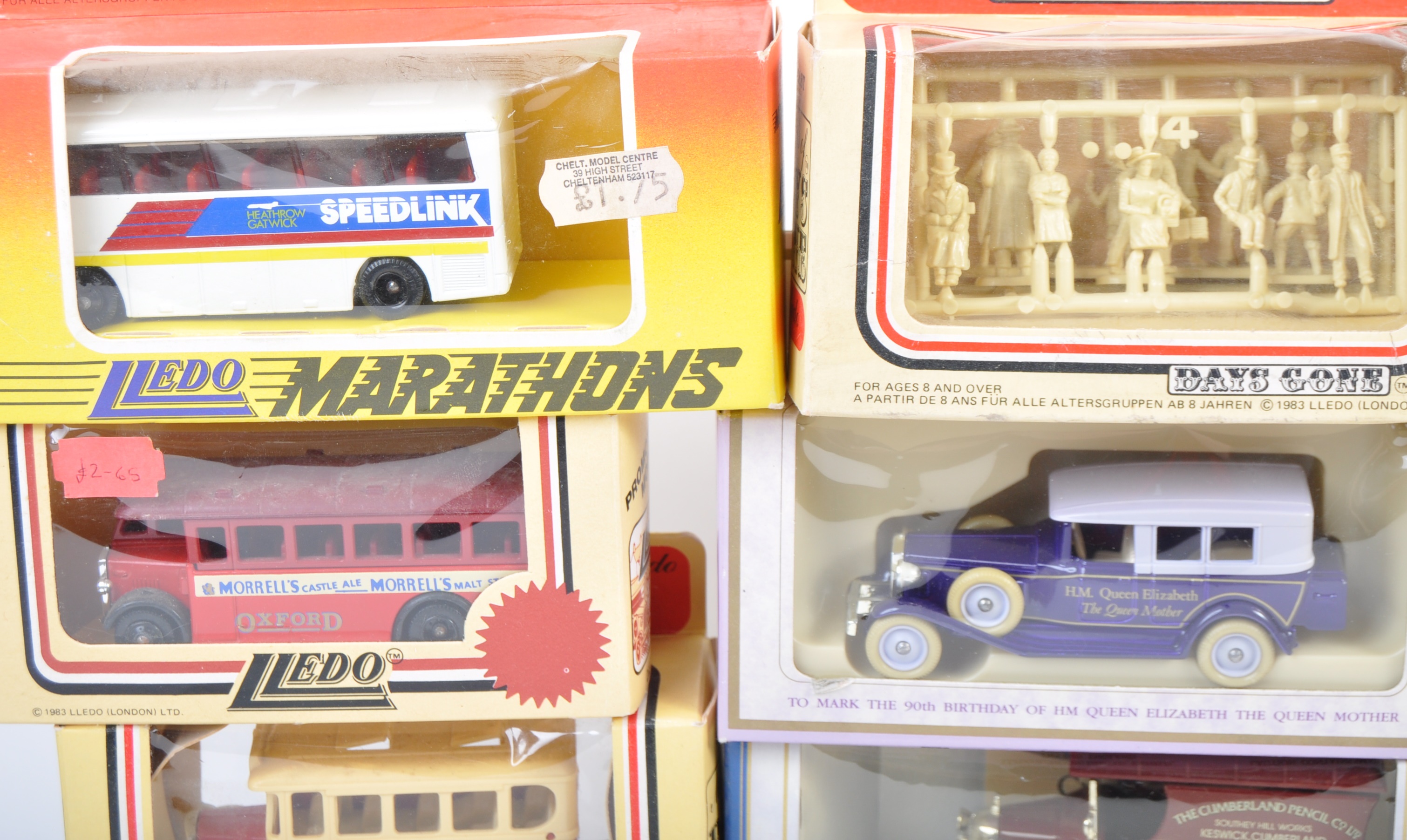 COLLECTION OF ASSORTED SCALE DIECAST MODEL VEHICLES - Image 3 of 9