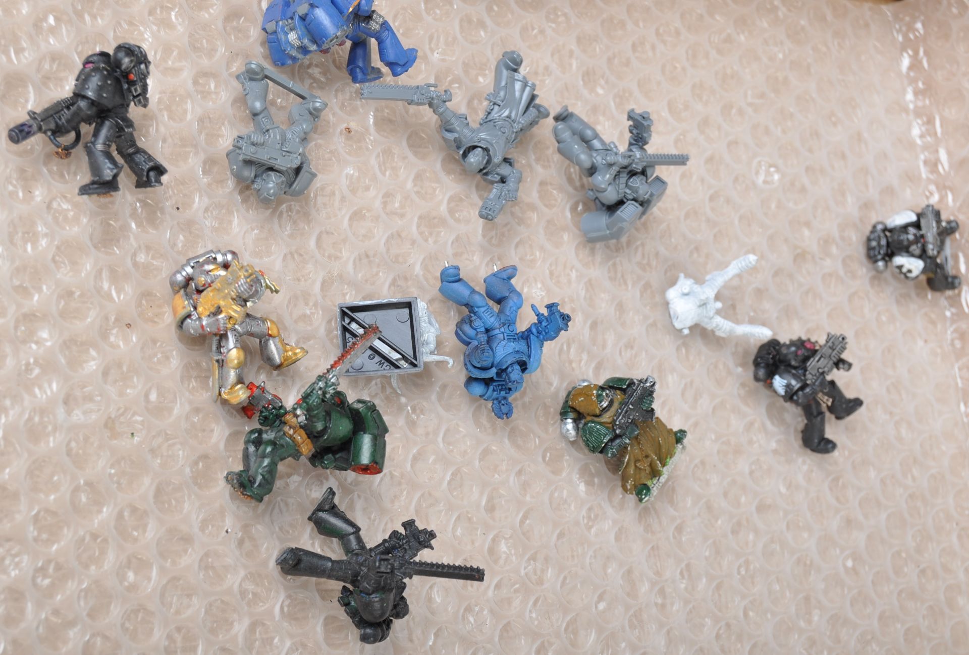 LARGE COLLECTION OF WARHAMMER 40K SPACE MARINES - Image 6 of 7