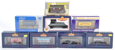 RAKE OF BACHMANN, DAPOL & WRENN MADE 00 GAUGE WAGONS