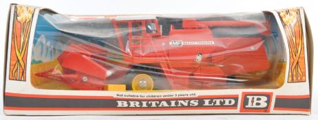 BRITAINS FARM SERIES 9570 MASSEY FERGUSON 760 COMBINE HARVESTER