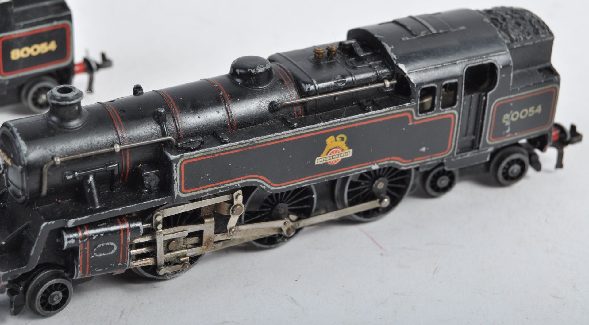 TWO HORNBY DUBLO MADE 00 GAUGE 80054 LOCOS - Image 3 of 4