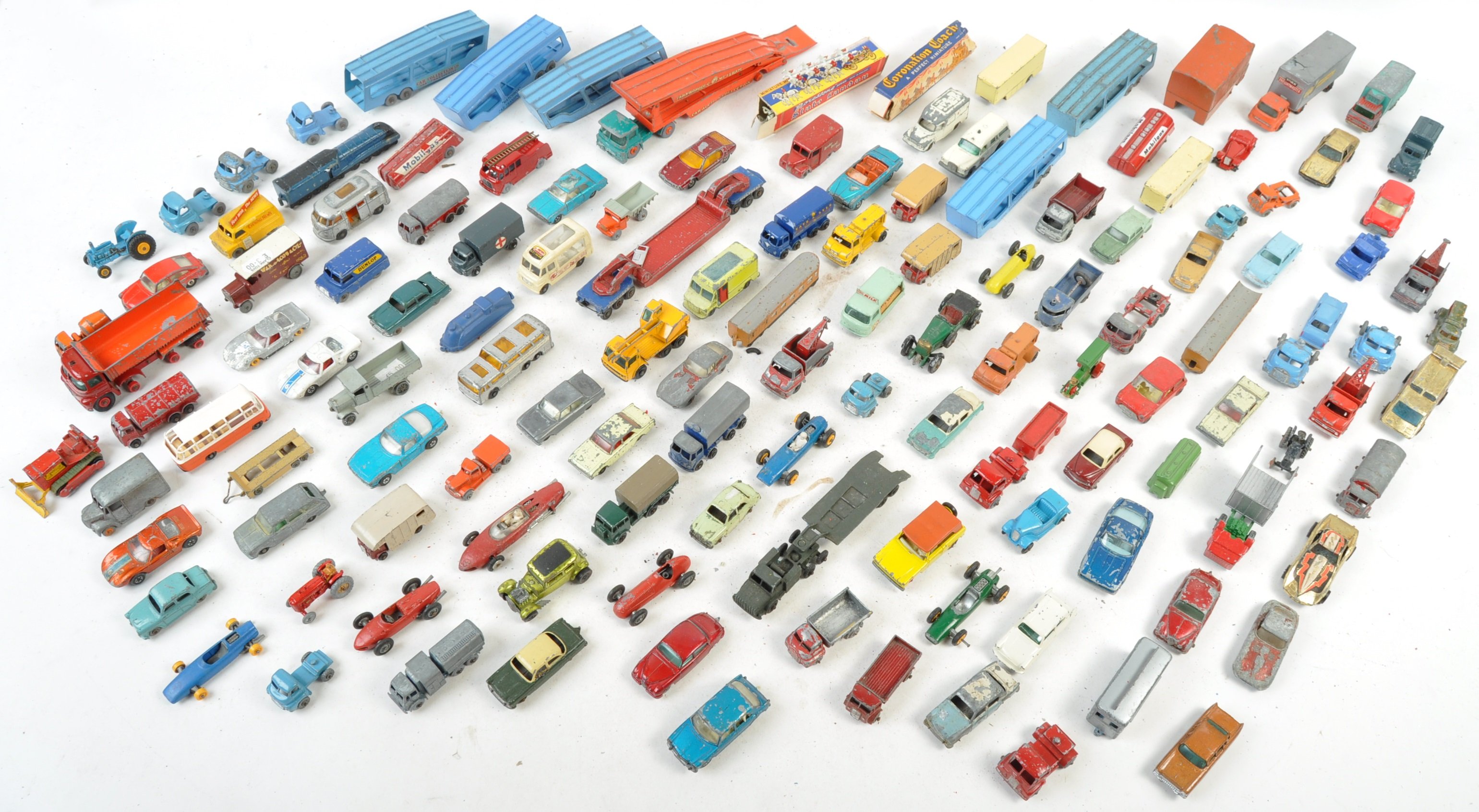 LARGE COLLECTION OF MOKO LESNEY MATCHBOX & MORE
