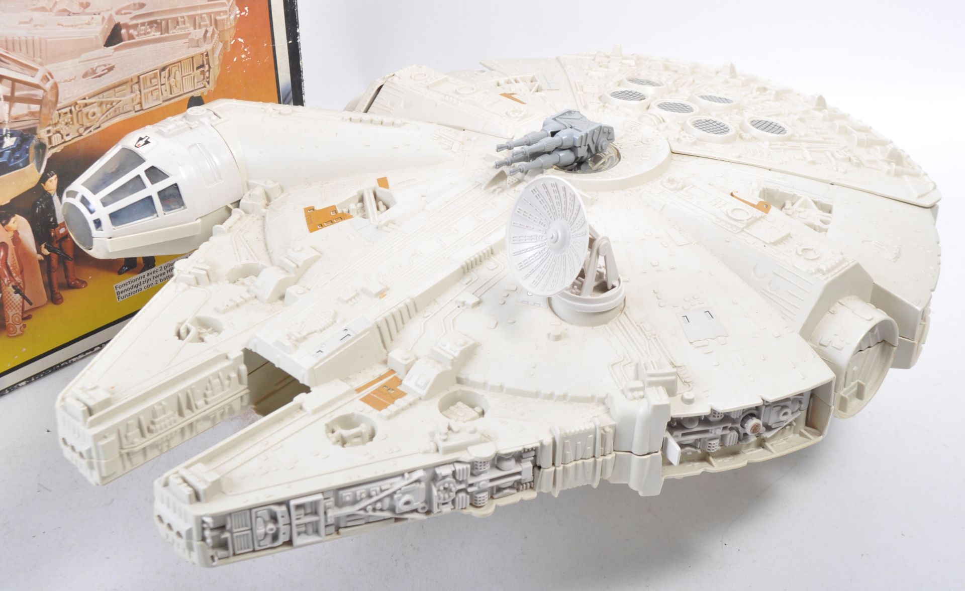 ORIGINAL VINTAGE PALITOY STAR WARS MILLENNIUM FALCON PLAYSET - Image 2 of 7