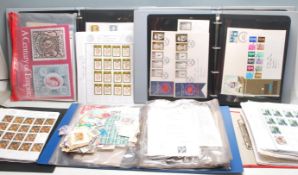STAMPS - LARGE COLLECTION OF STAMPS / PHILATELIC MATERIAL