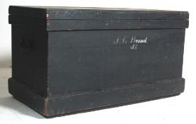 19TH CENTURY VICTORIAN PINTED BANKET BOX / SHIPPING TRUNK