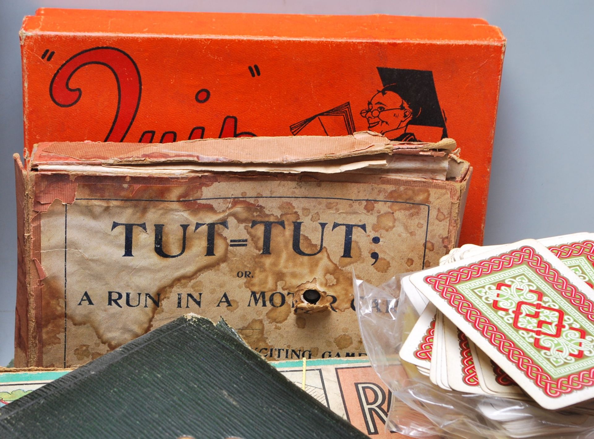 COLLECTION OF ANTIQUE PARLOUR / BOARD GAMES - Image 6 of 12