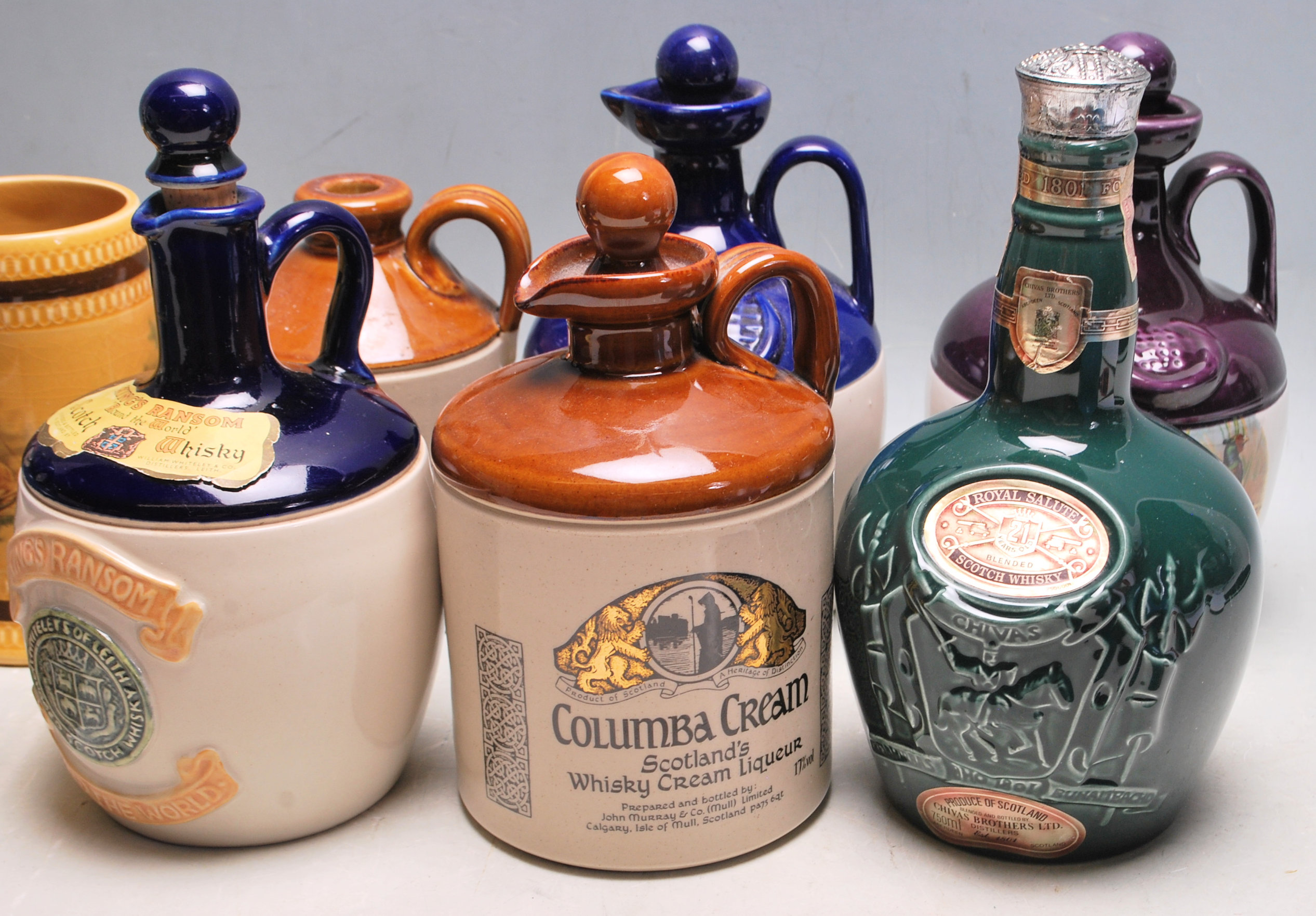 LARGE COLLECTION OF 20TH CENTURY PUB ADVERTISING CERAMIC JUGS - Image 3 of 7