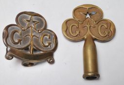 TWO VINTAGE RETRO SOLID BRASS FLAG POLE FINIALS