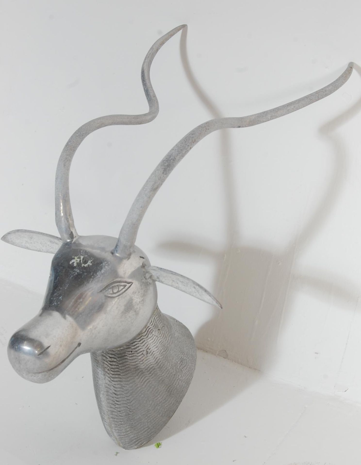 21ST CENTURY CONTEMPORARY POLISHED METAL ANTELOPES HEAD - Bild 3 aus 7