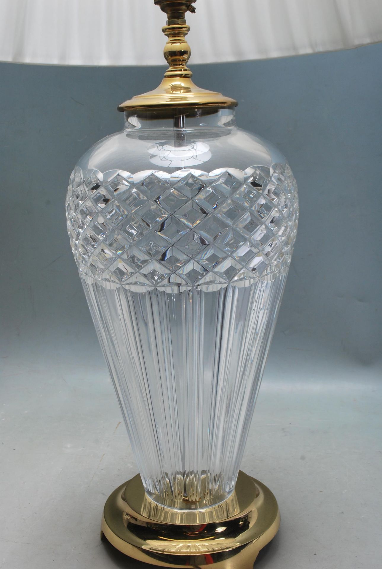 WATERFORD CRYSTAL BELLINE TABLE LAMP WITH SHADE - BOXED - Image 2 of 7