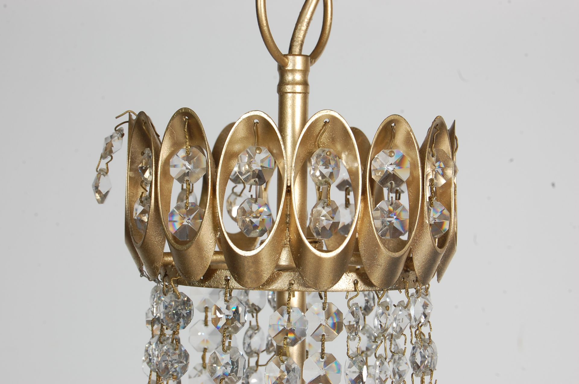 ANTIQUE VICTORIAN STYLE BRASS AND GLASS CHANDELIER - Image 3 of 4