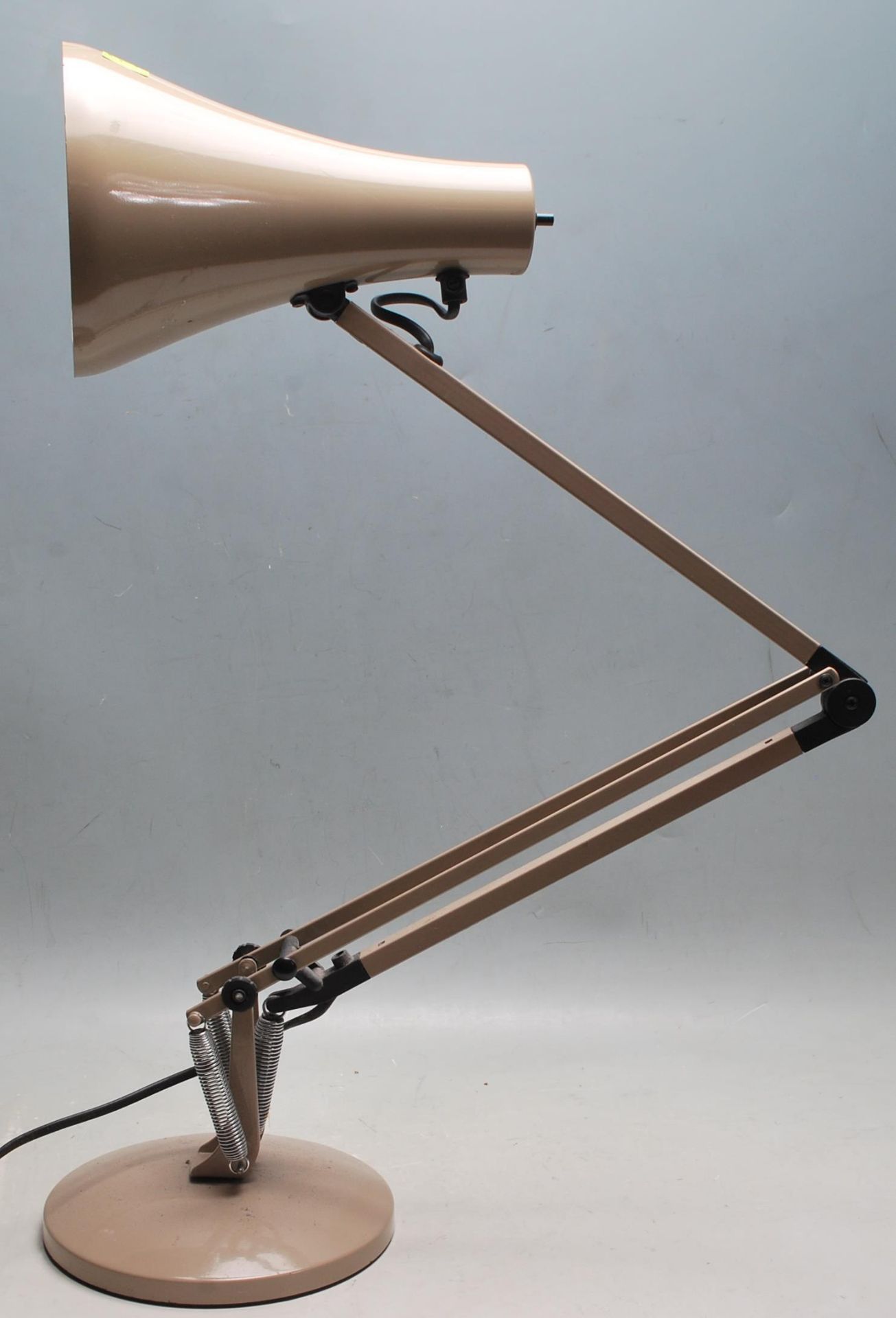 VINTAGE 20TH CENTURY HERBERT TERRY ANGLEPOISE LAMP - Image 7 of 11