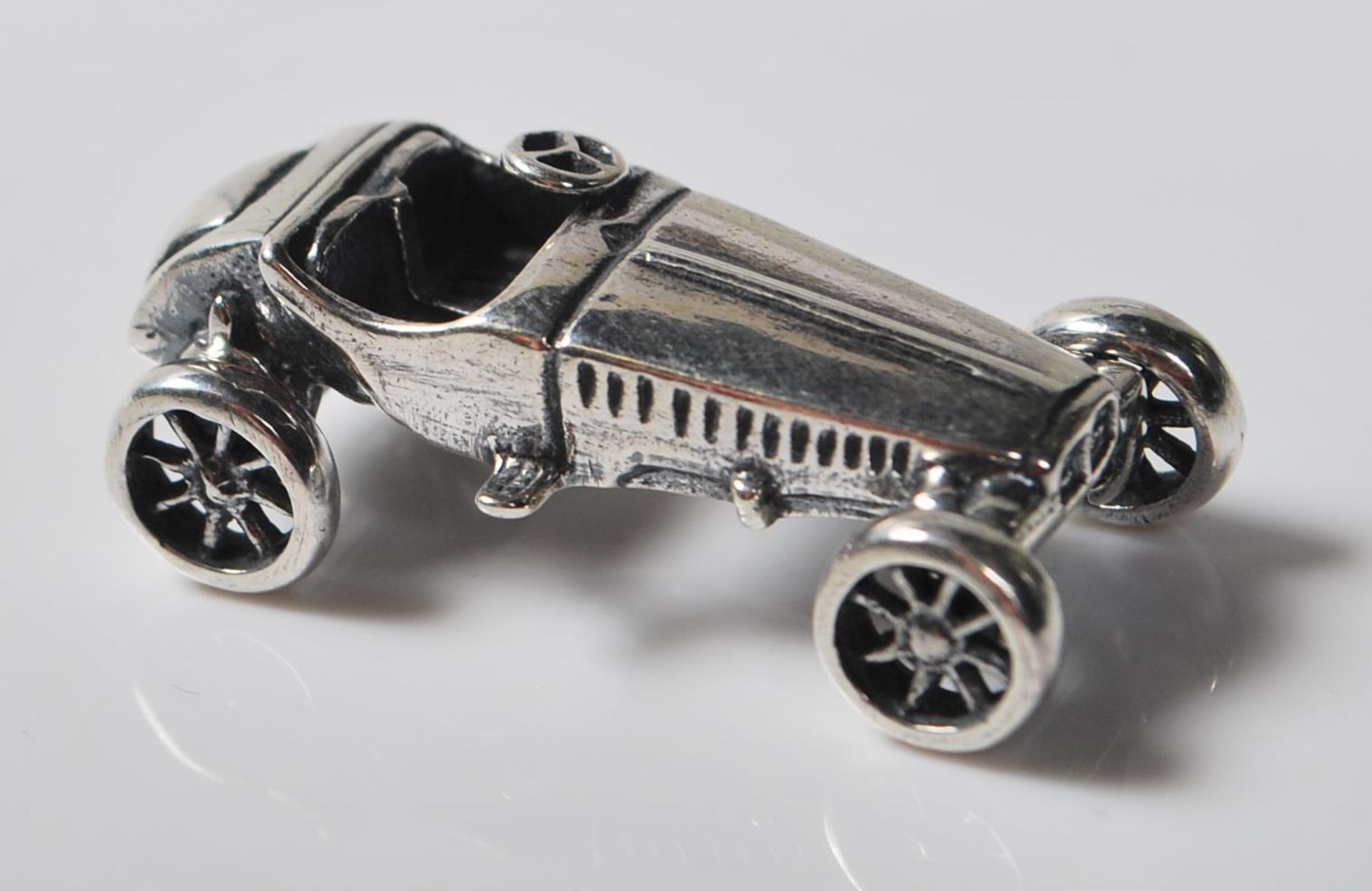 STANMPED 930 SILVER FIGURINE OF AN ART DECO ERA MOTOR CAR