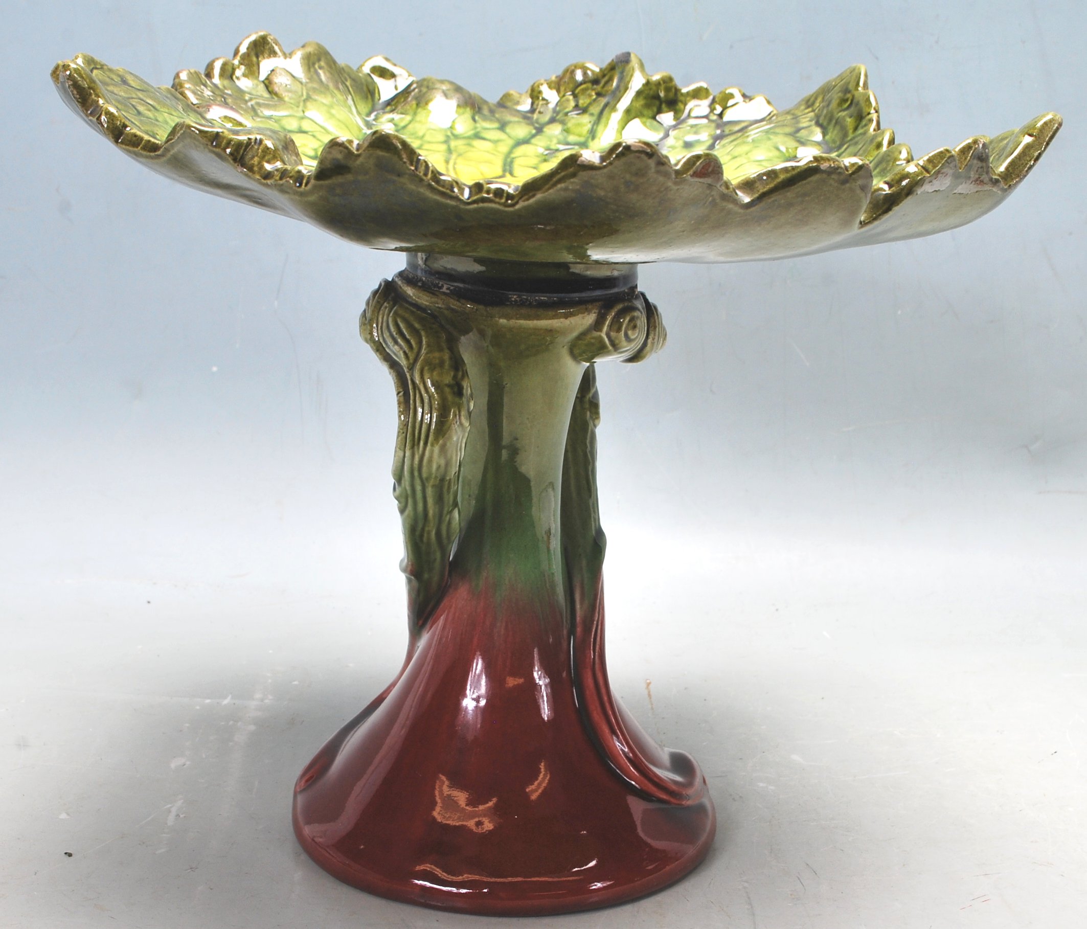 19TH CENTURY VICTORIAN CIRCA 1890 ART NOUVEAU BRETBY CENTREPIECE TAZZA DISH