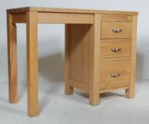 OAK FURNITURE LAND DESK