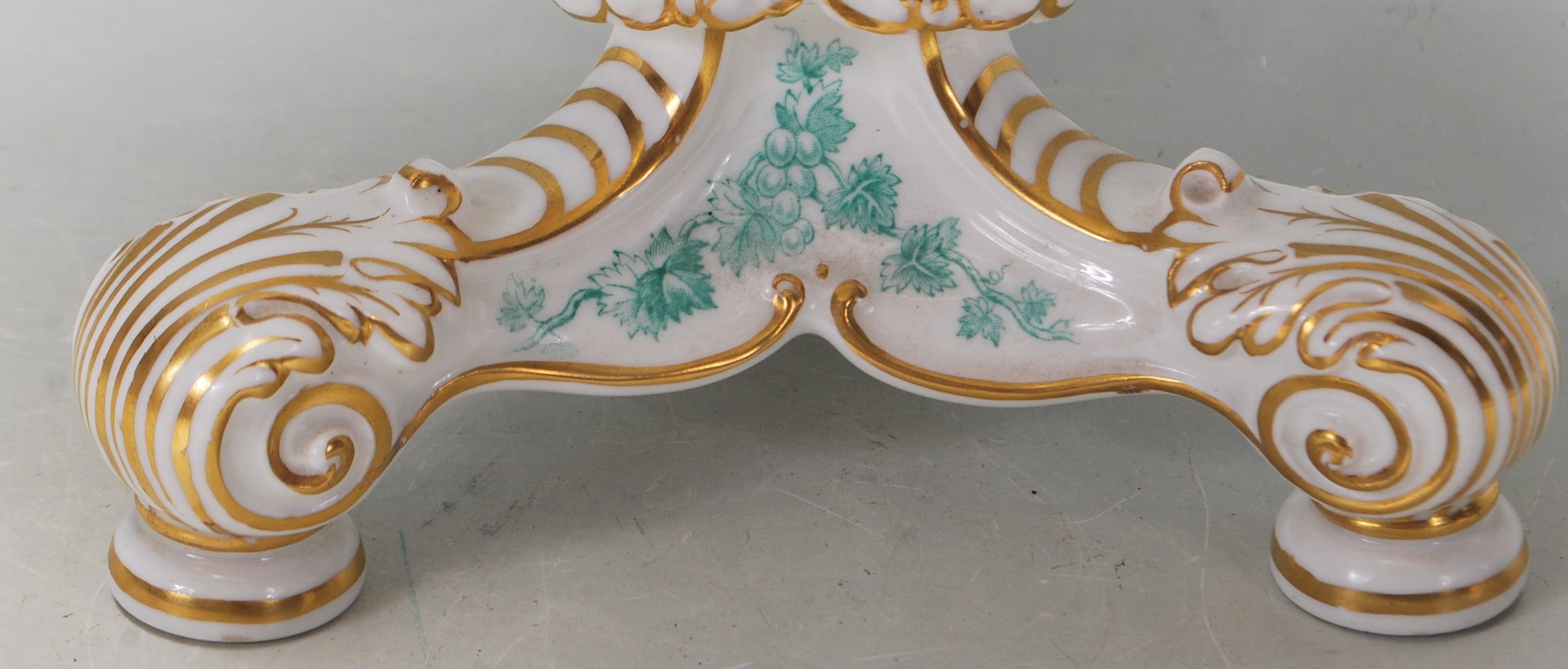 CIRCA 1852 VICTORIAN W.T. COPELAND CERAMIC PORCELAIN TAZZA - Image 2 of 7