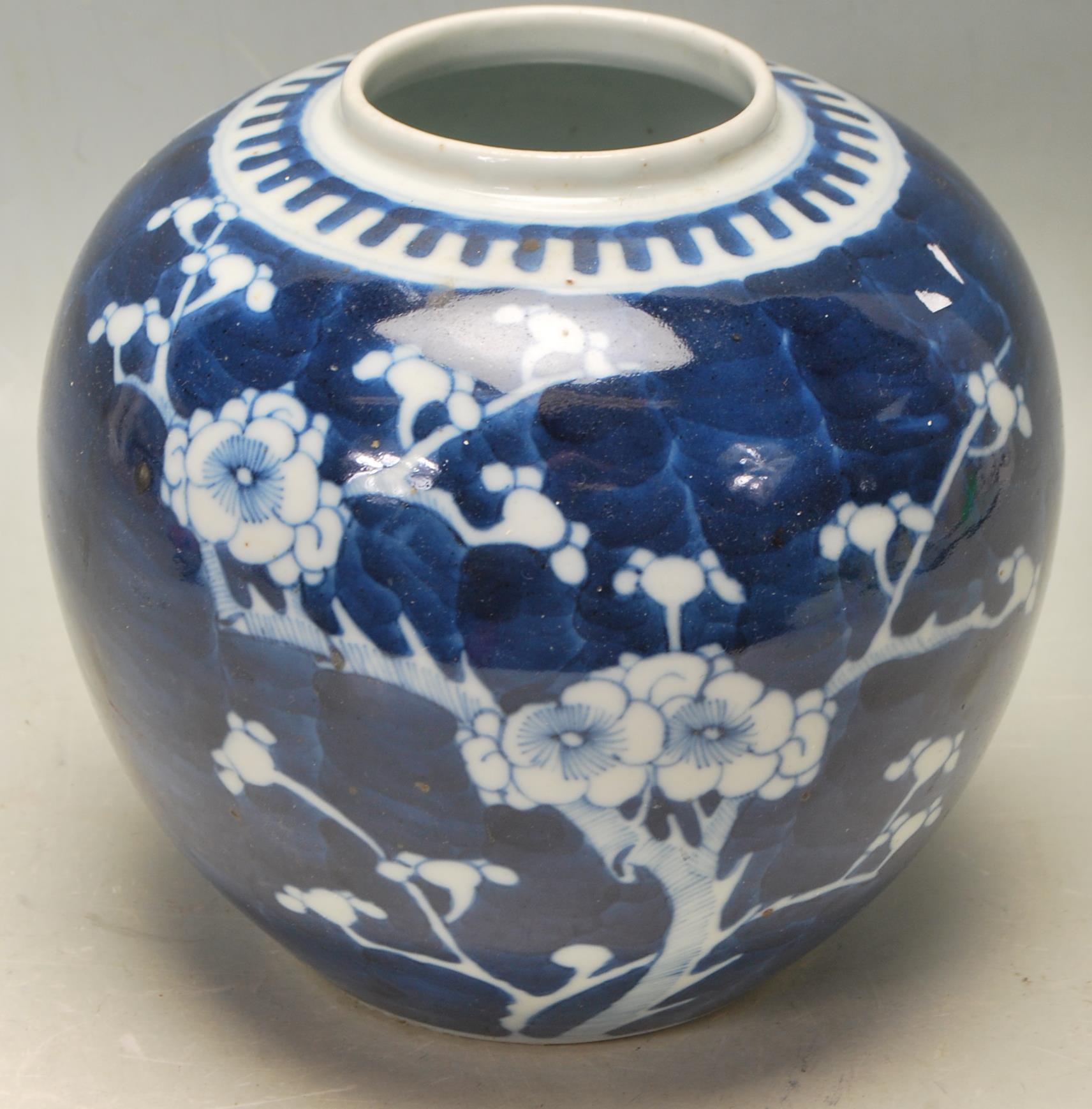 19TH CENTURY ANTIQUE CHINESE ORIENTAL PRUNUS GINGER JAR