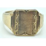 9CT GOLD BIRMINGHAM HALLMARKED GENTS SIGNET RING