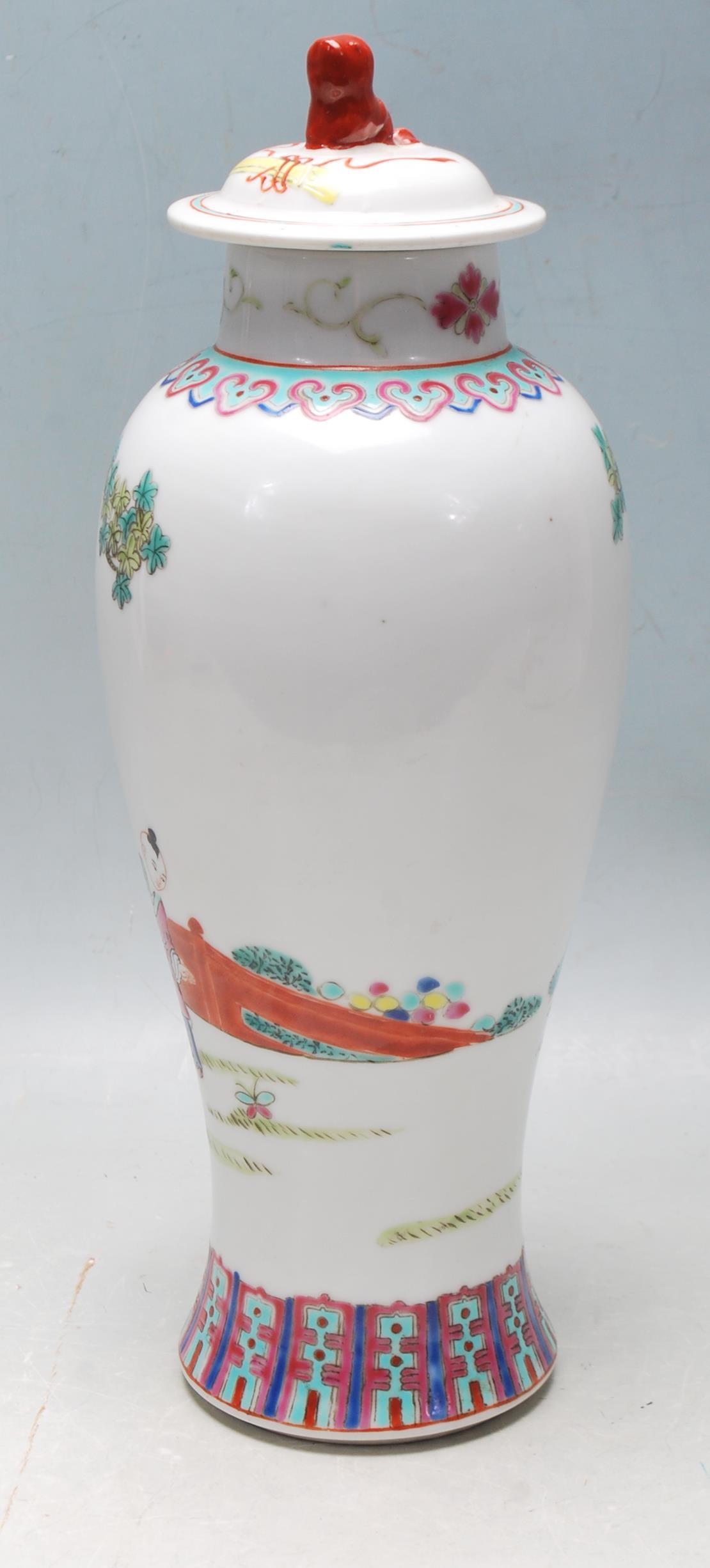 MID 20TH CENTURY FAMILLE ROSE MEIPING VASE - Image 4 of 8