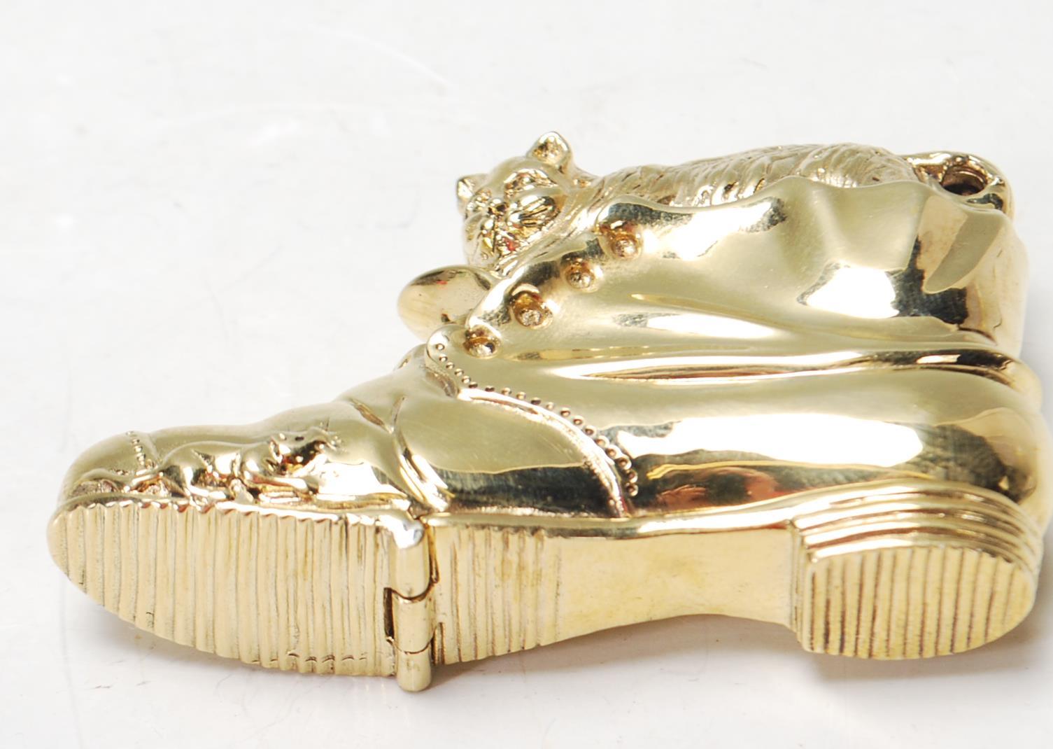 ANTIQUE STYLE 18CT GOLD PLATED SHOE & CAT VESTA - Image 5 of 7