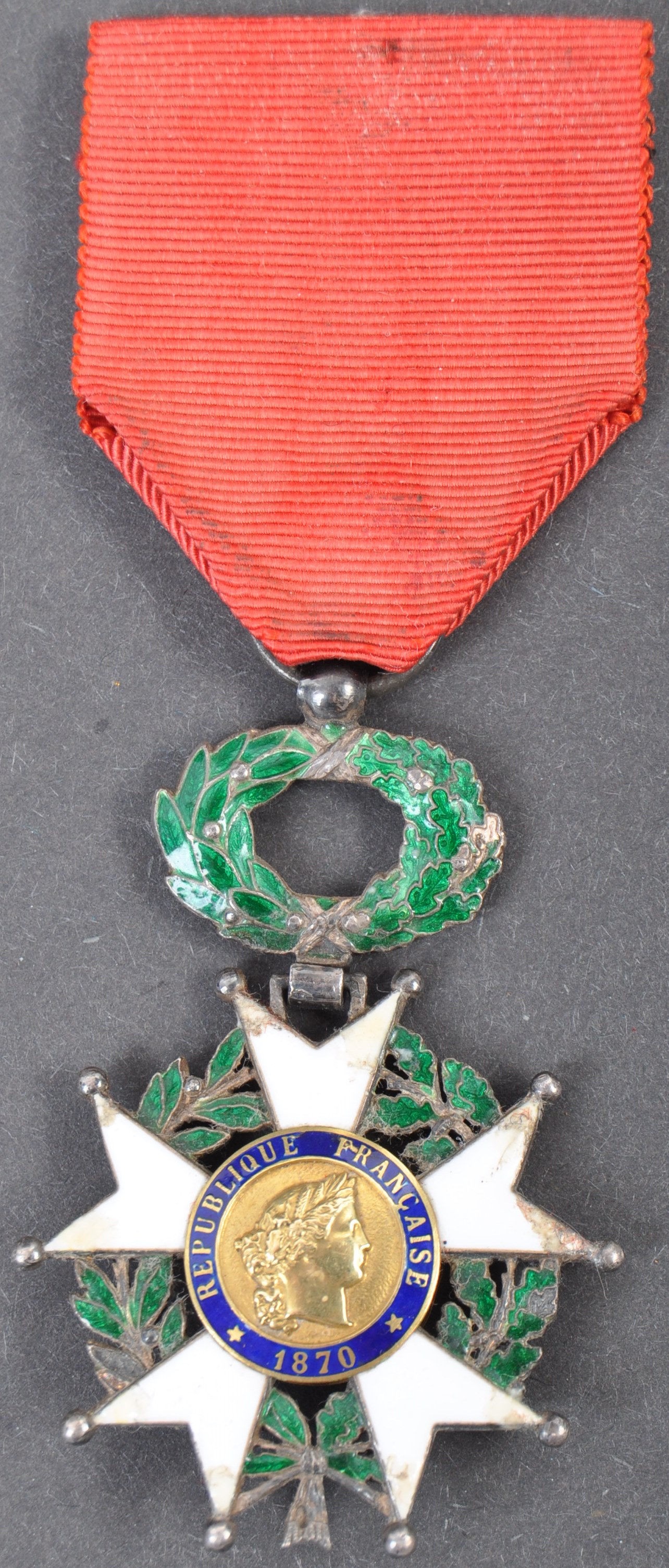 WWII SECOND WORLD WAR INTEREST FRENCH LEGION OF HONOUR MEDAL - Image 4 of 5