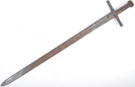 ANTIQUE 18TH CENTURY SUDANESE LONG SWORD / KASKARA