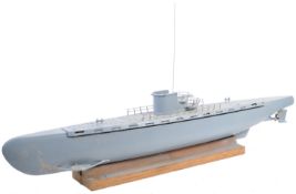 WWII SECOND WORLD WAR LARGE RADIO CONTROLLED GERMAN U-BOAT MODEL