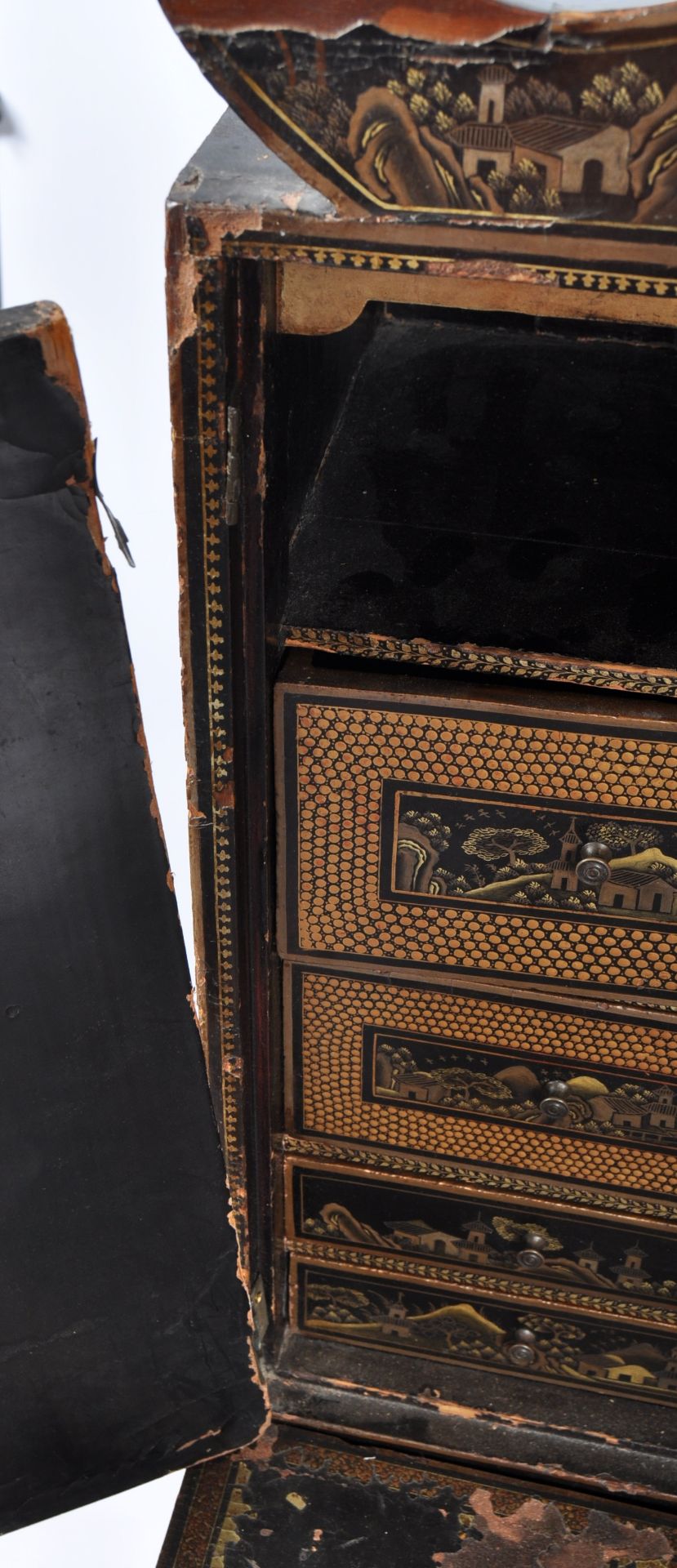 ANTIQUE 19TH CENTURY CHINESE BLACK LACQUER CHINOISERIE CABINET - Image 15 of 22