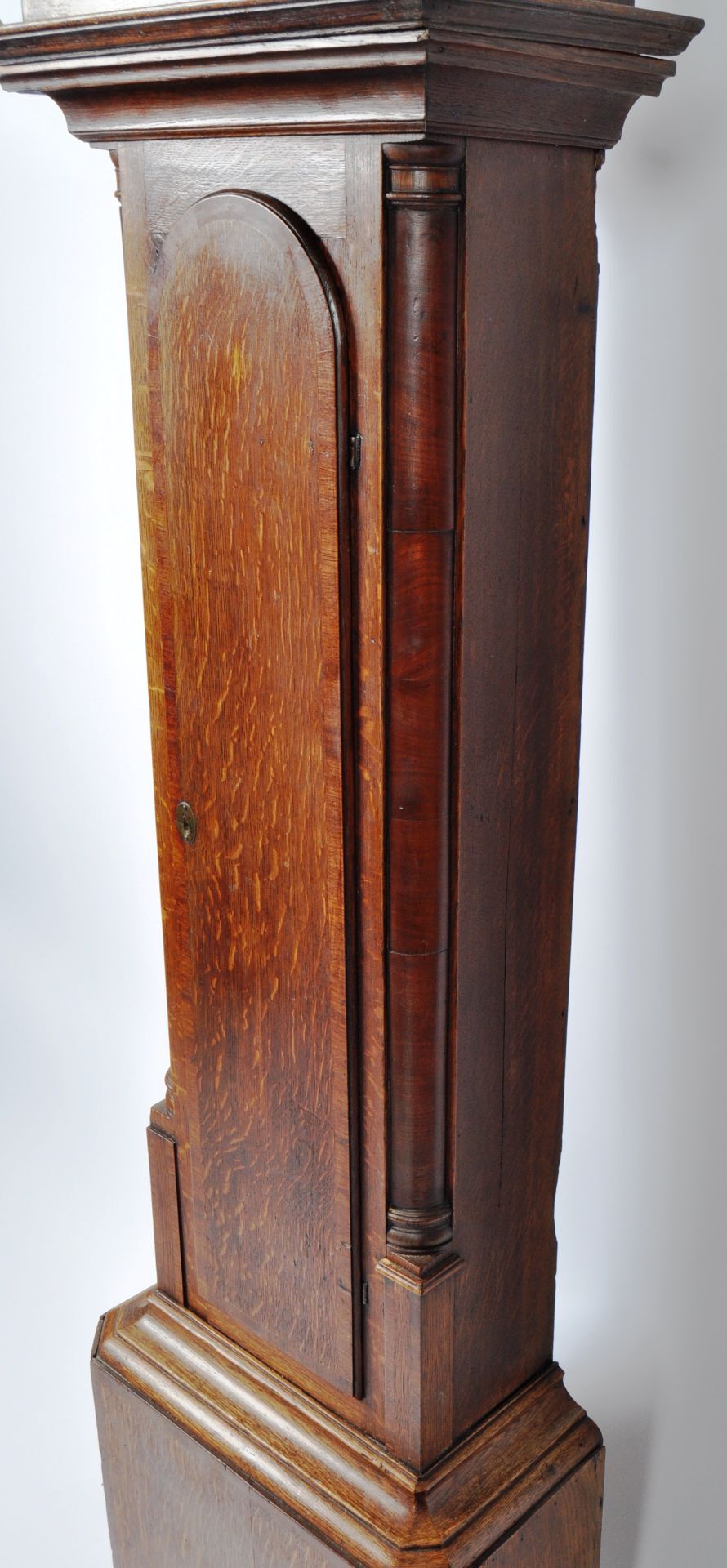 18TH CENTURY GEORGIAN PAINTED DIAL LONGCASE CLOCK - Image 14 of 19