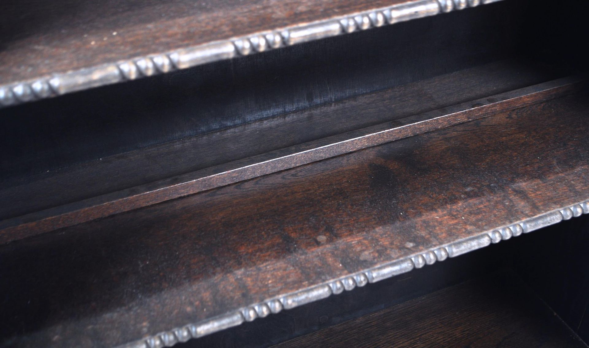 19TH CENTURY VICTORIAN OAK CARVED OPEN LIBRARY BOOKCASE - Image 6 of 7